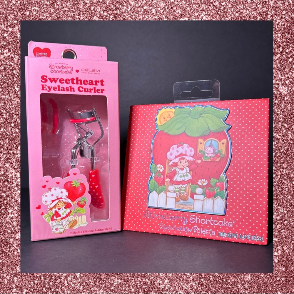Strawberry Shortcake Eyelash Curler and Palette Set 🍓